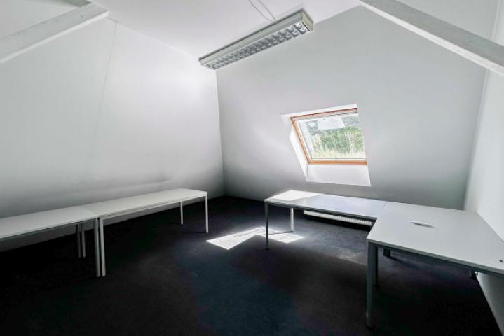 14. Büro