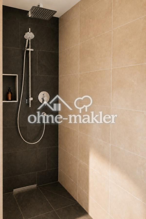 Ebene Regendusche Bad 1.OG