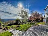 Terrasse mit Gartenblick