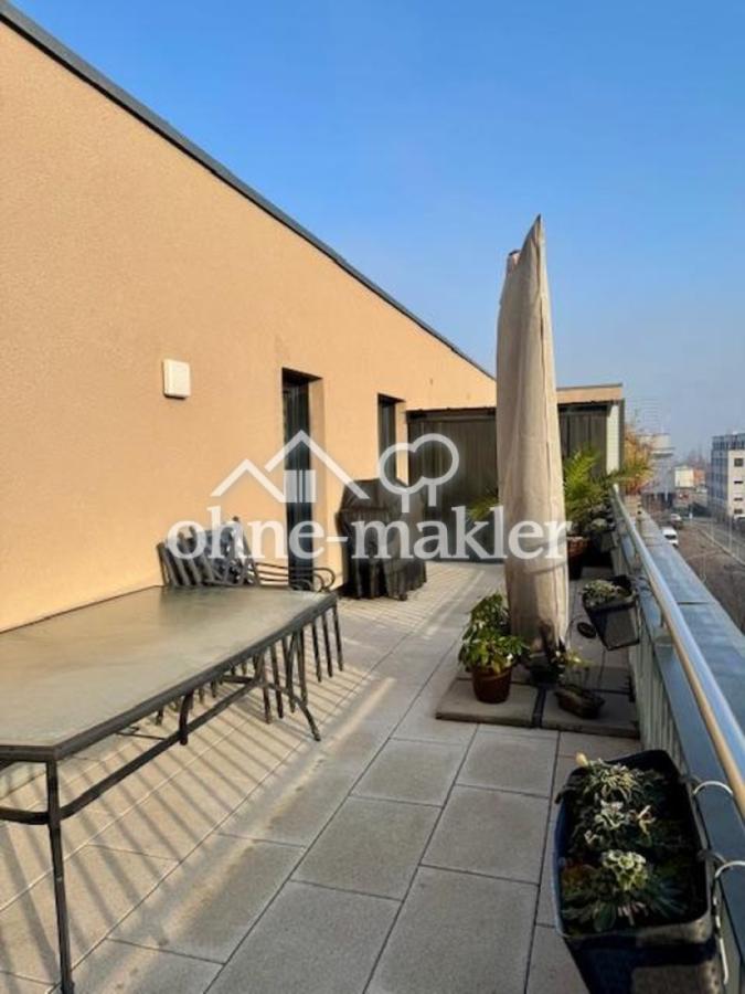 Große Dachterrasse