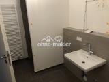 Badezimmer mit Dusche