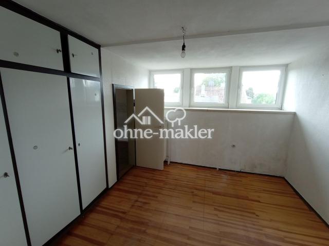 Wohnung DG Schlafzimmer