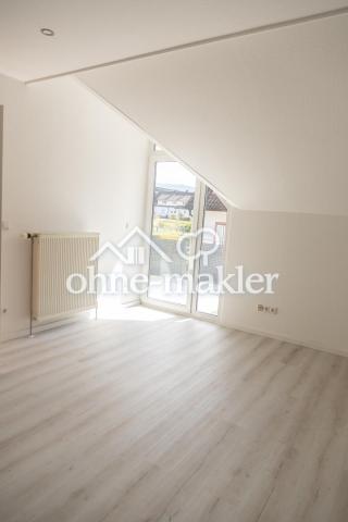 Elternschlafzimmer mit Balkon