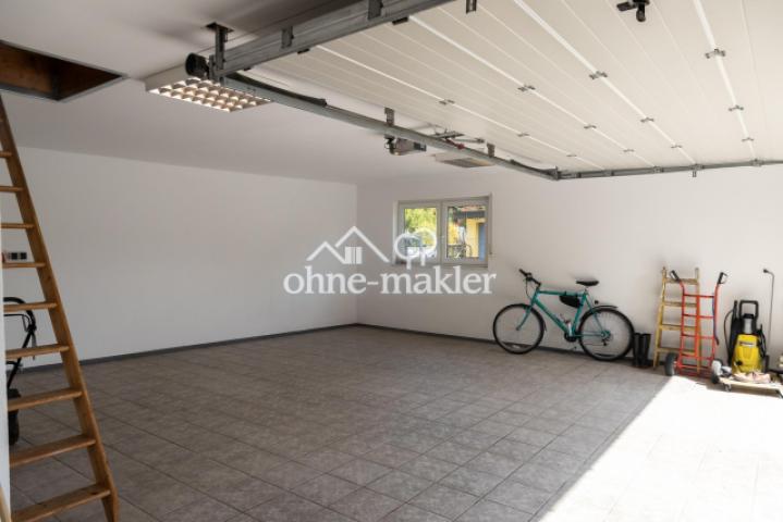 Garage innen 