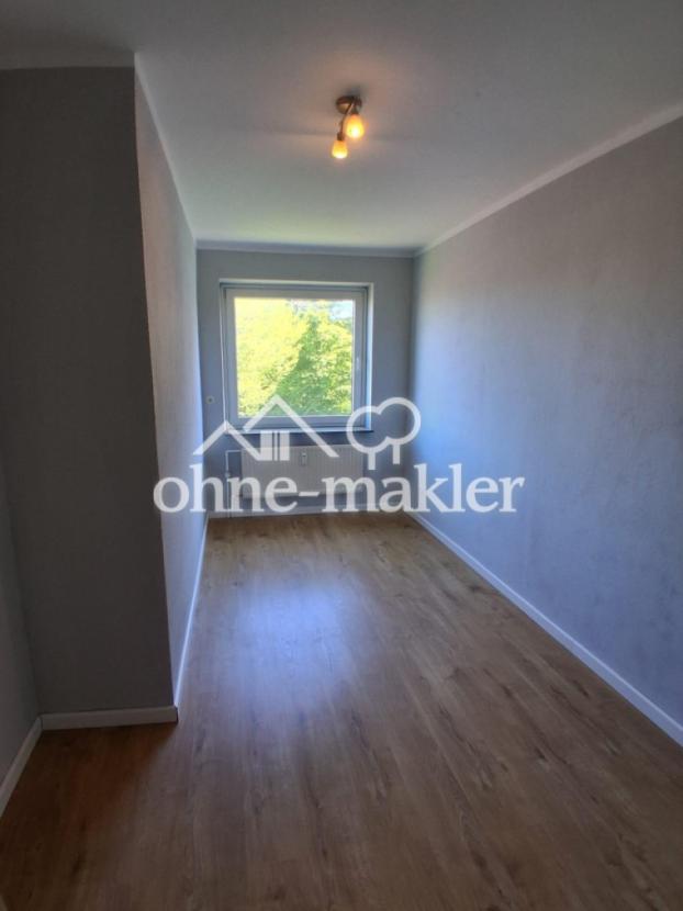 Kinderzimmer/Gästezimmer/Büro