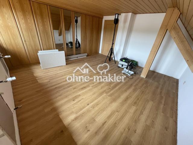 Schlafzimmer mit Einbauschrank