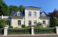 Villa | Straßenfront