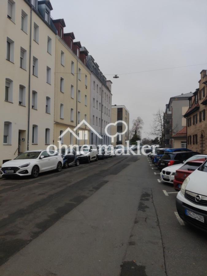 Straße Richtung Stadtpark