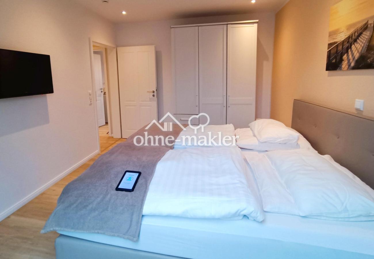 Schlafzimmer DG 