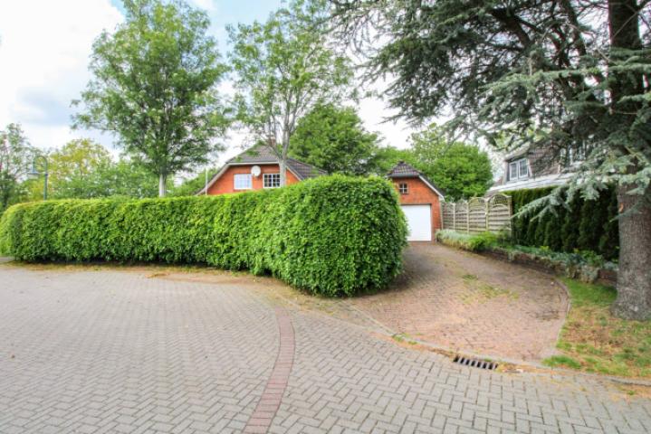 Straßenansicht