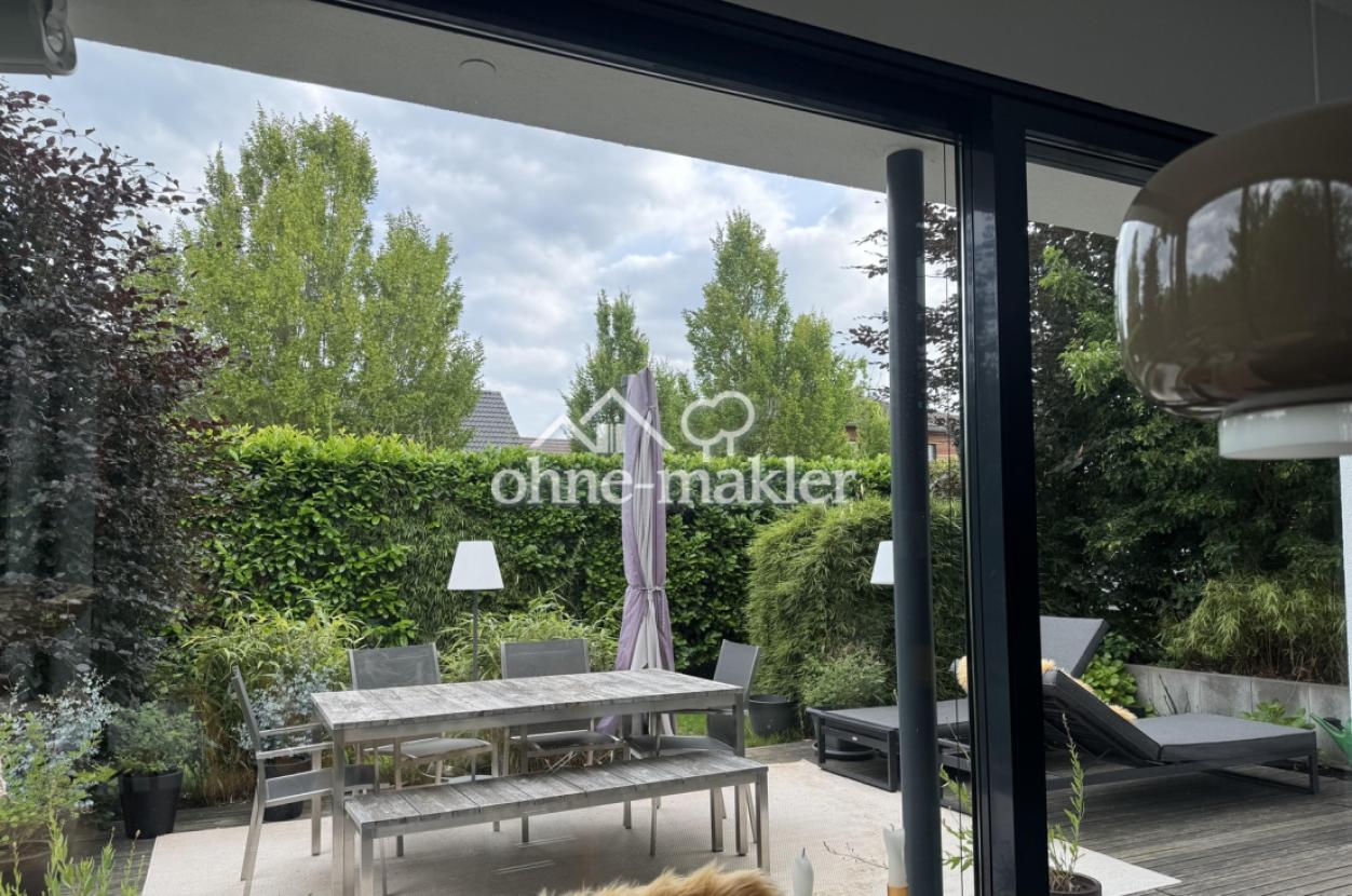 Ausblick Wohnz. zur Terrasse
