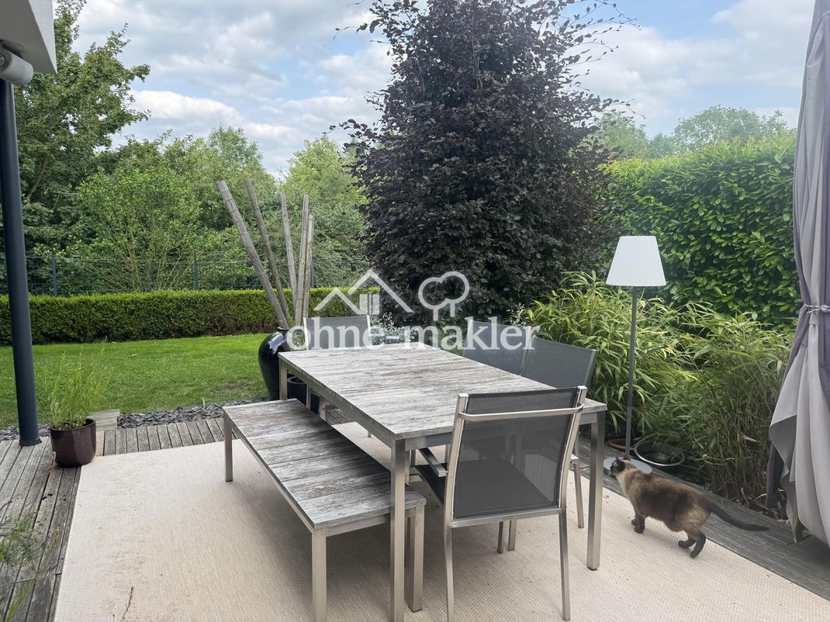 Terrasse m. Blick ins Grüne I