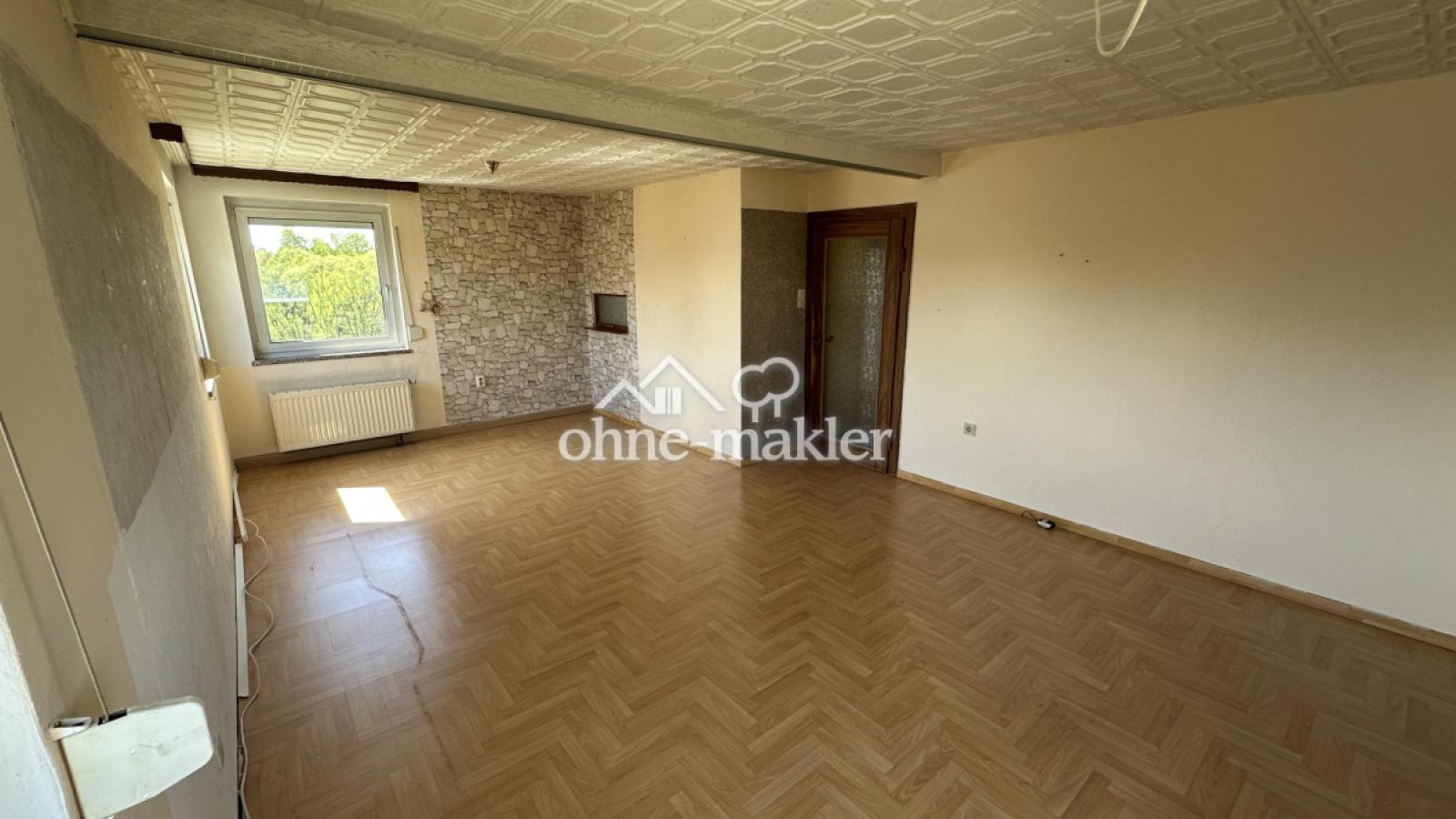 OG Wohnzimmer, leicht verzerrt