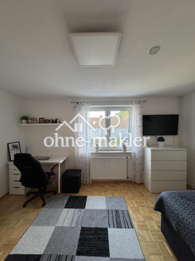 2. Schlafzimmer im OG
