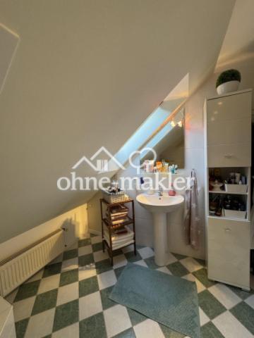 2. Badezimmer im Spitzboden