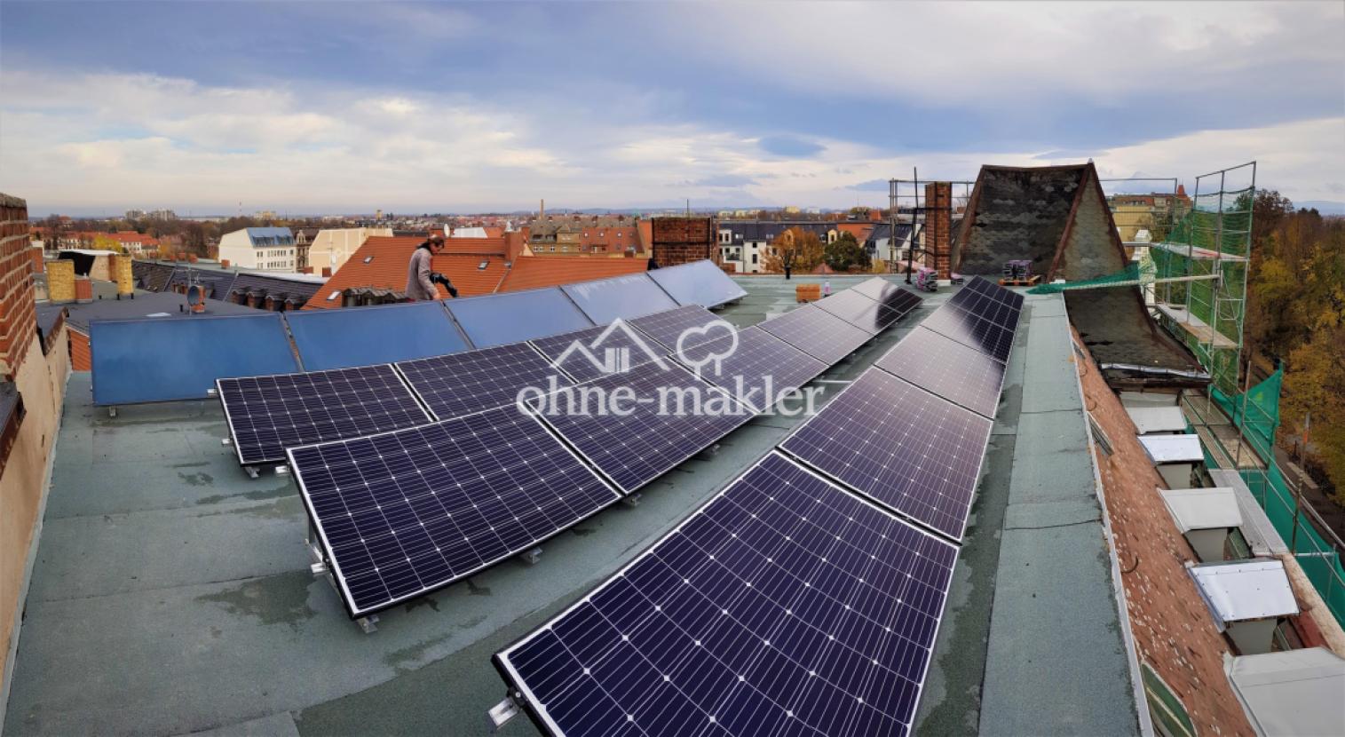 Solar und Photovoltaik Dach