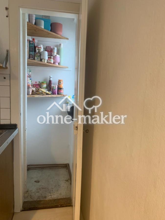 Speise/Besenkammer