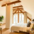 Schlafzimmer ( Staged ) 