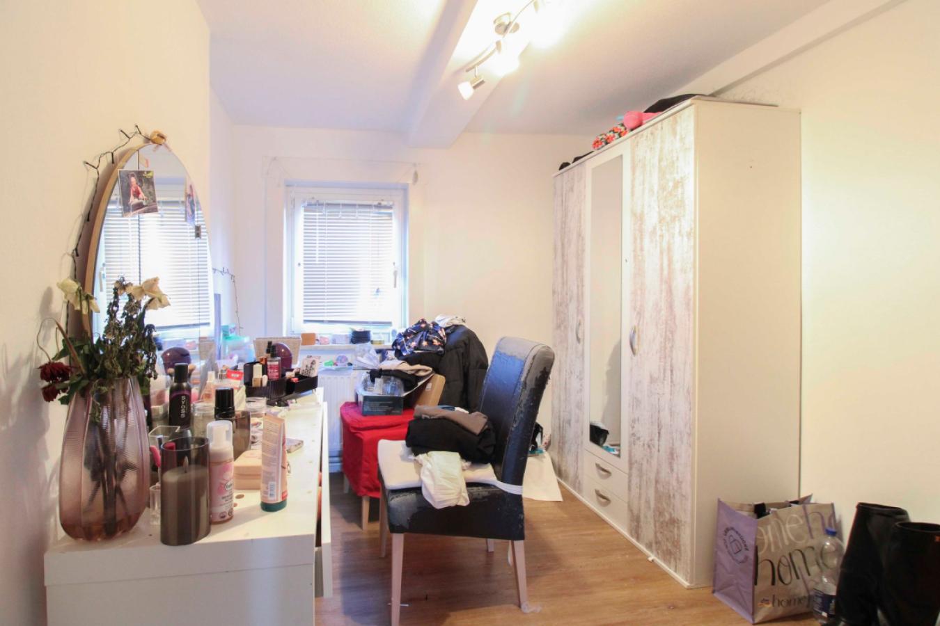 Büro EG