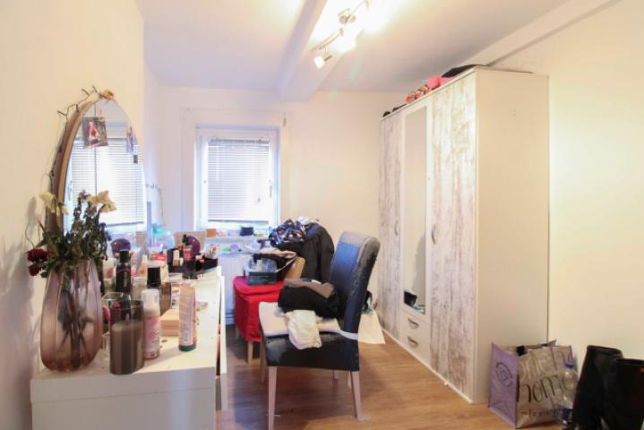 Büro EG