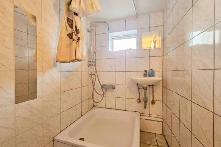 Badezimmer DG