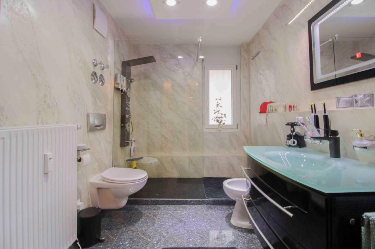Badezimmer, OG