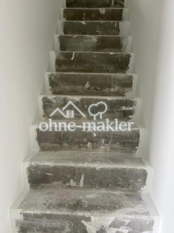 Treppe in DG
