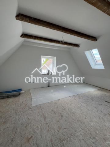 Schlafzimmer DG