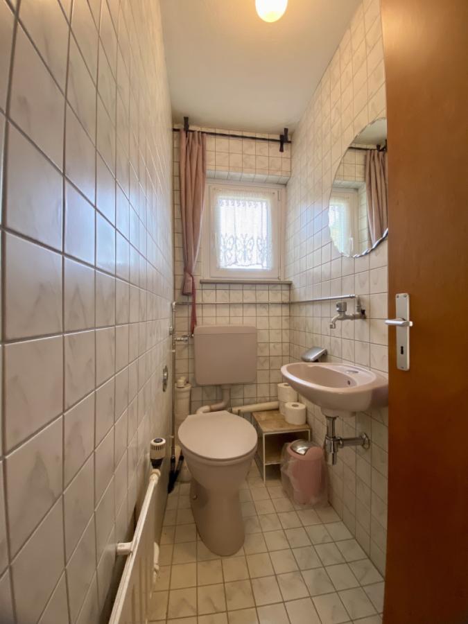 Gäste-Toilette EG