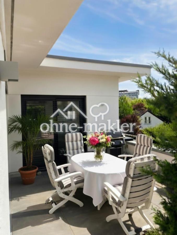 Teil der großen Dachterrasse