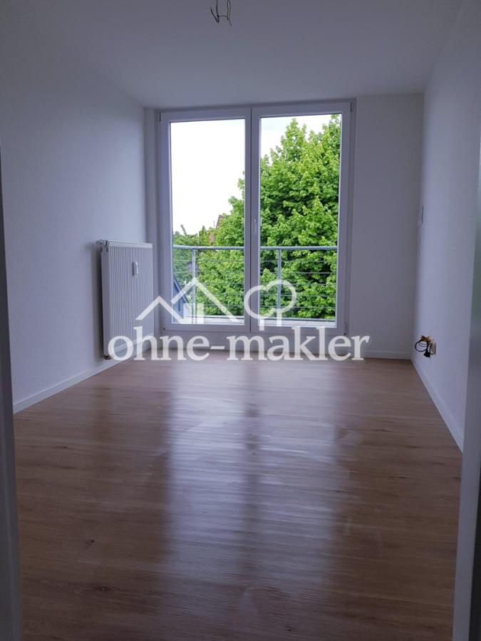 Kinderzimmer/Büro Bild 1