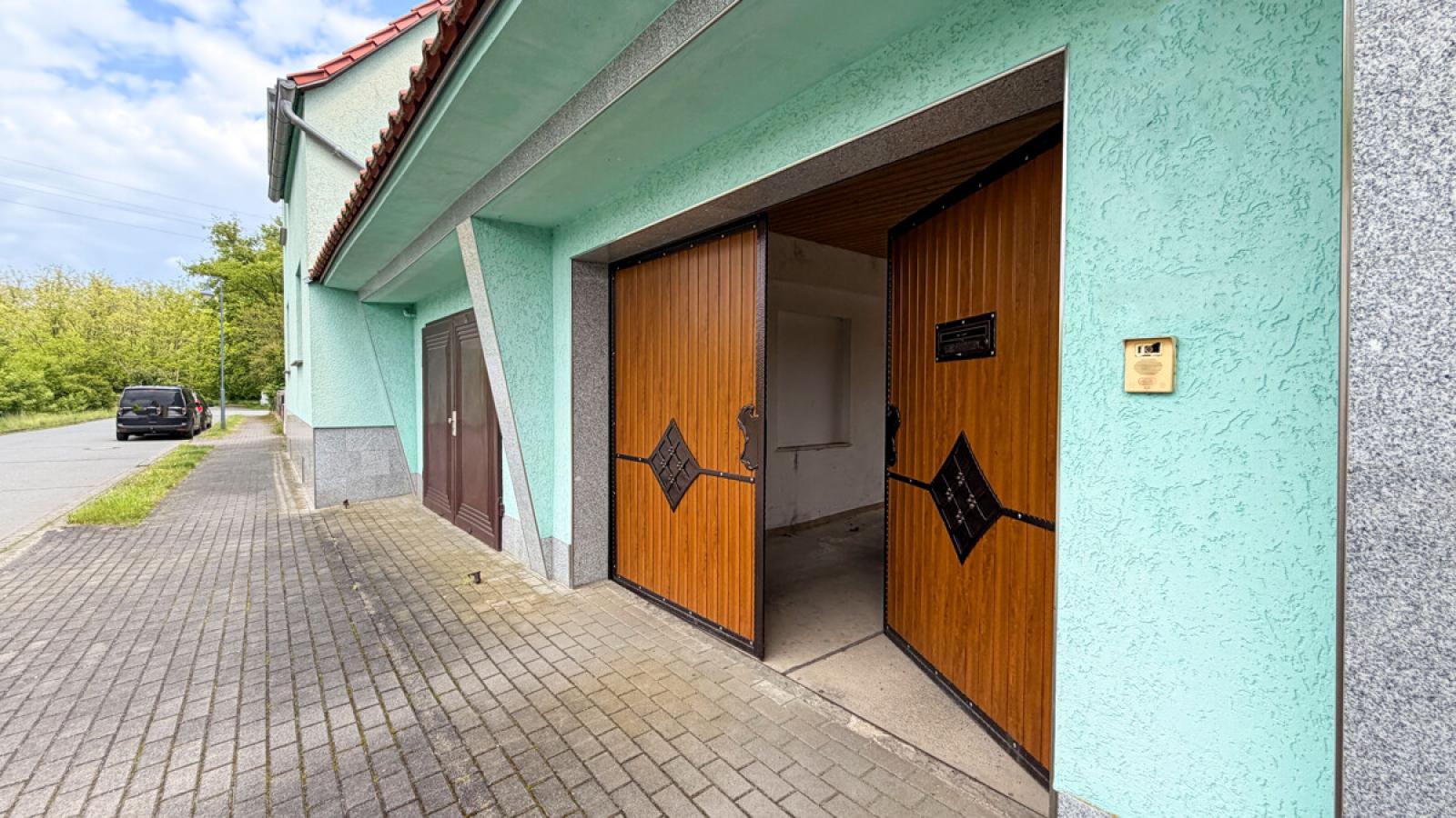 Straßenansicht