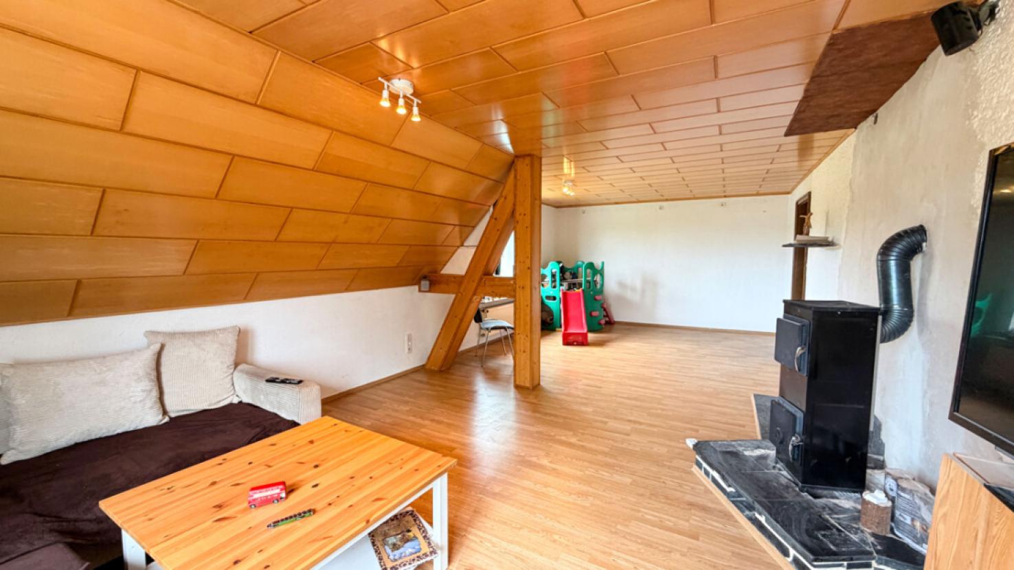 Wohnzimmer DG