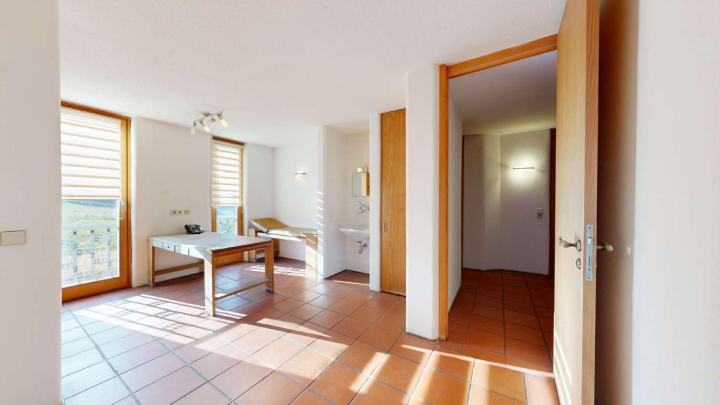 Behandlungszimmer/Büro