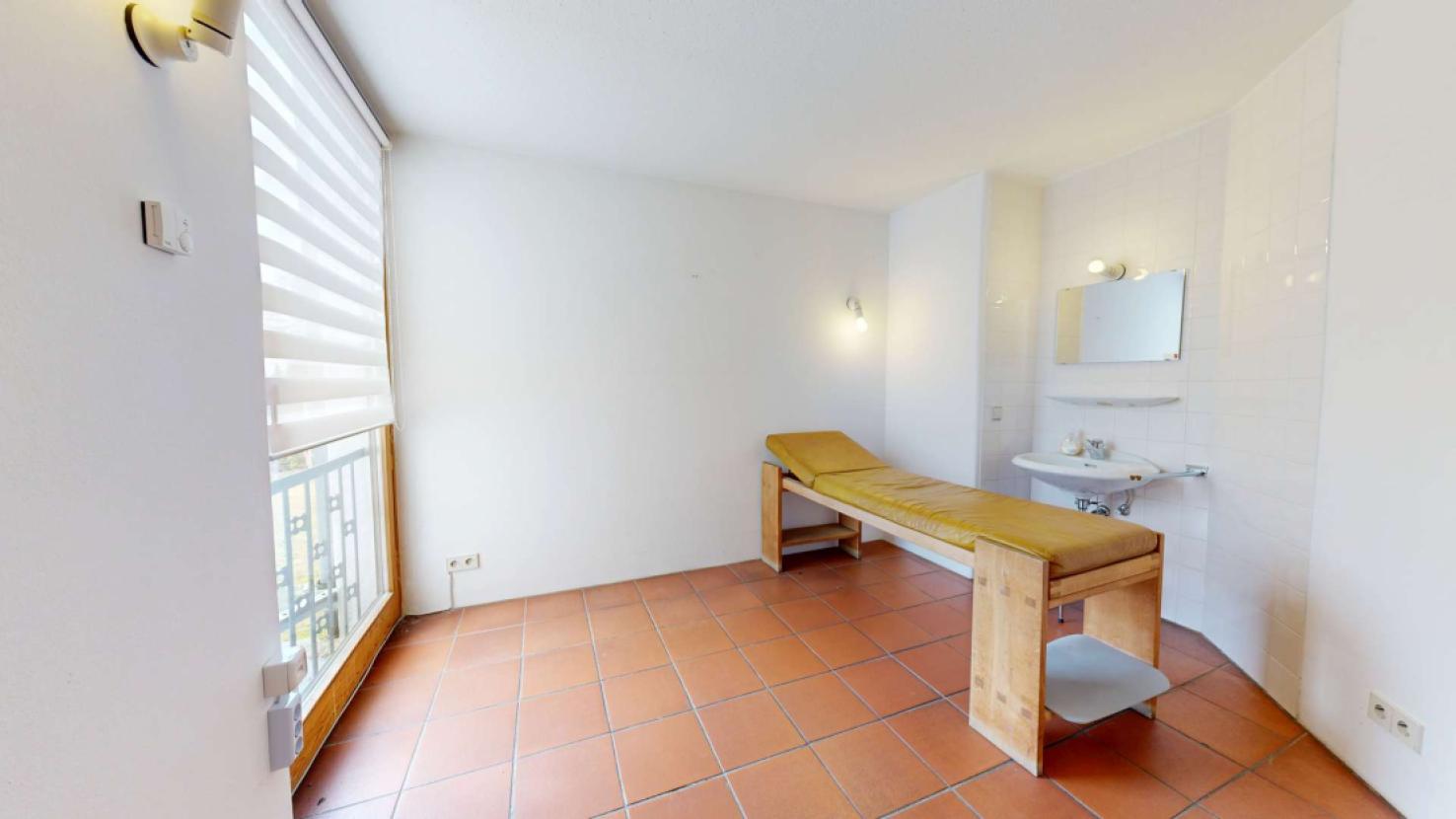 Behandlungszimmer/Büro