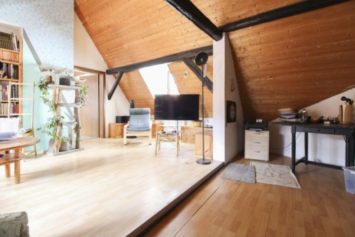 Treppenaufgang_Wohnzimmer