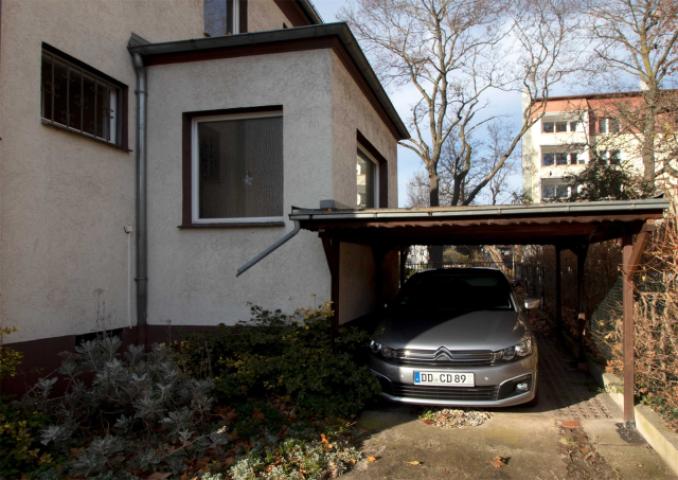 Carport-am-Vorhaus