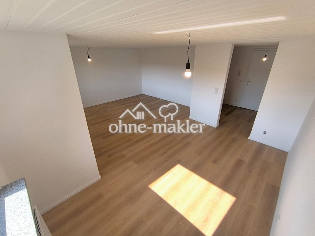 Wohn- und Schlafzimmer 