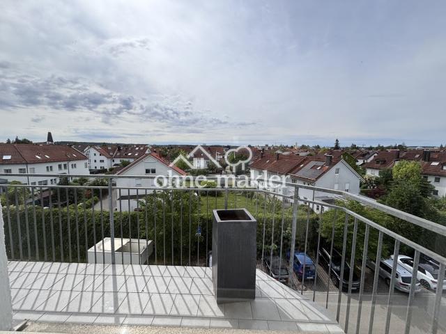Balkon Breite ca. 1,7m)