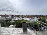 Balkon Breite ca. 1,7m)