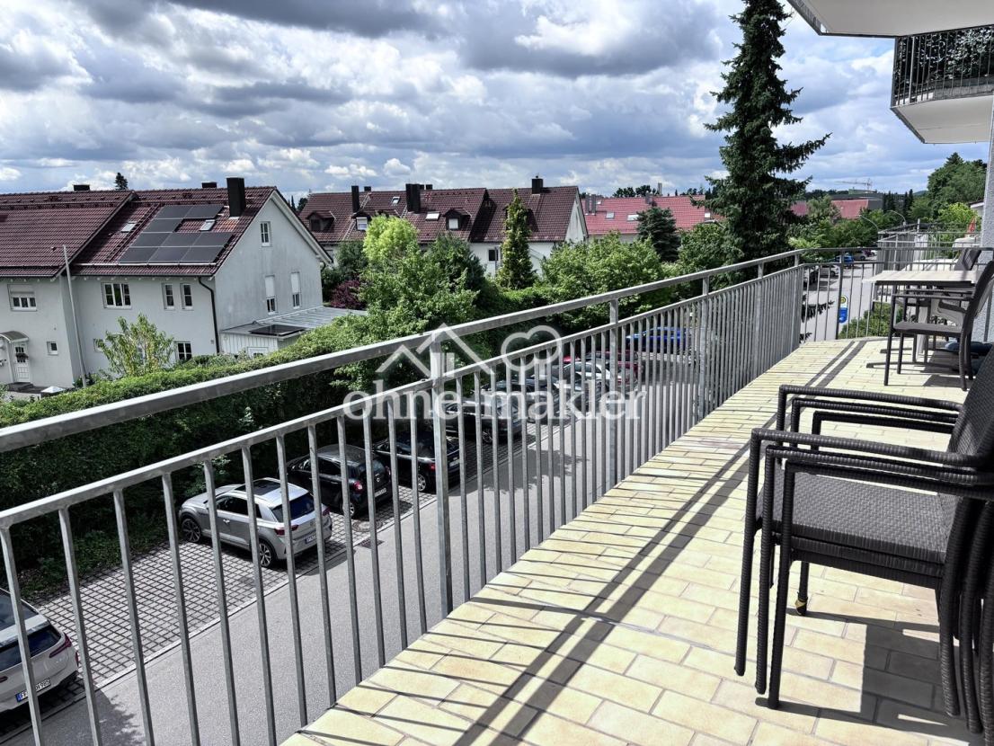 großer Terassenbalkon