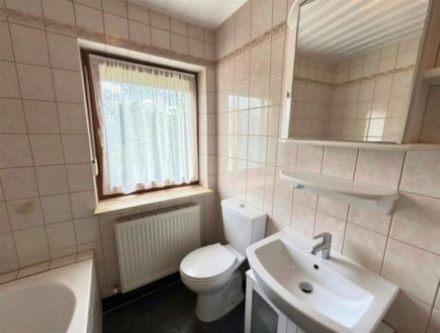 Badezimmer - (KI generiert)