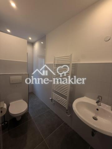modernes Badezimmer