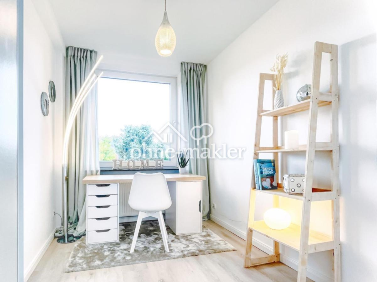 KINDERZIMMER / BÜRO