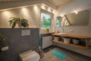 Badezimmer im Dachgeschoss