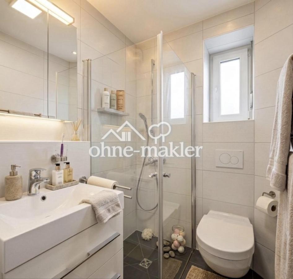 Gäste WC mit Dusche