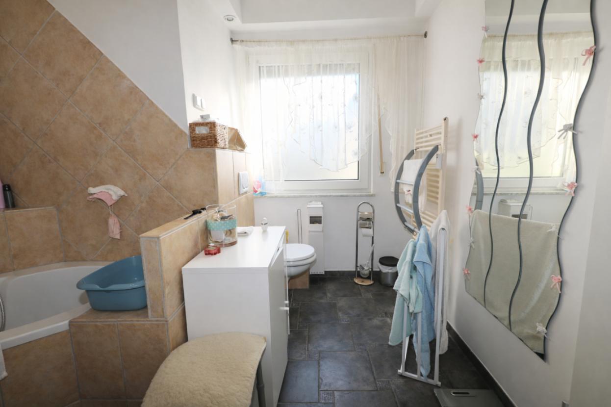 Badezimmer (2)
