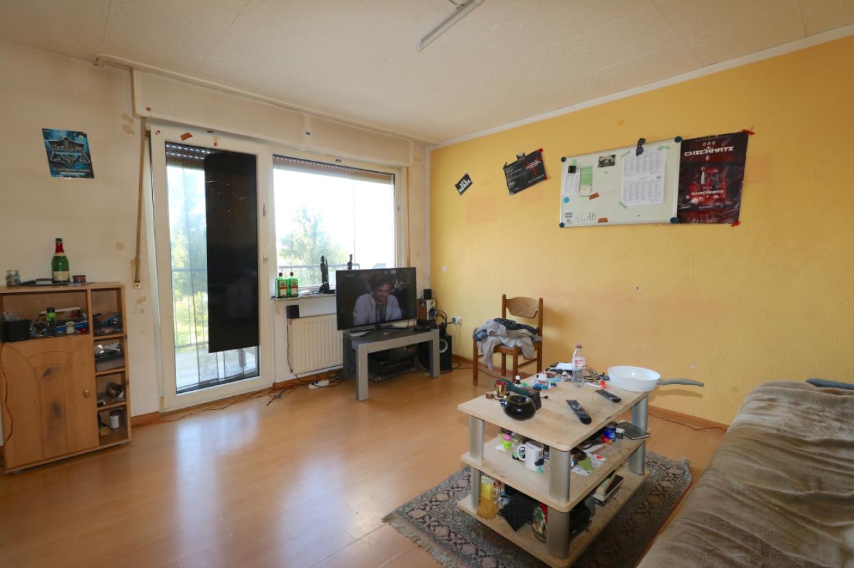 Wohnzimmer (1. Whg OG)