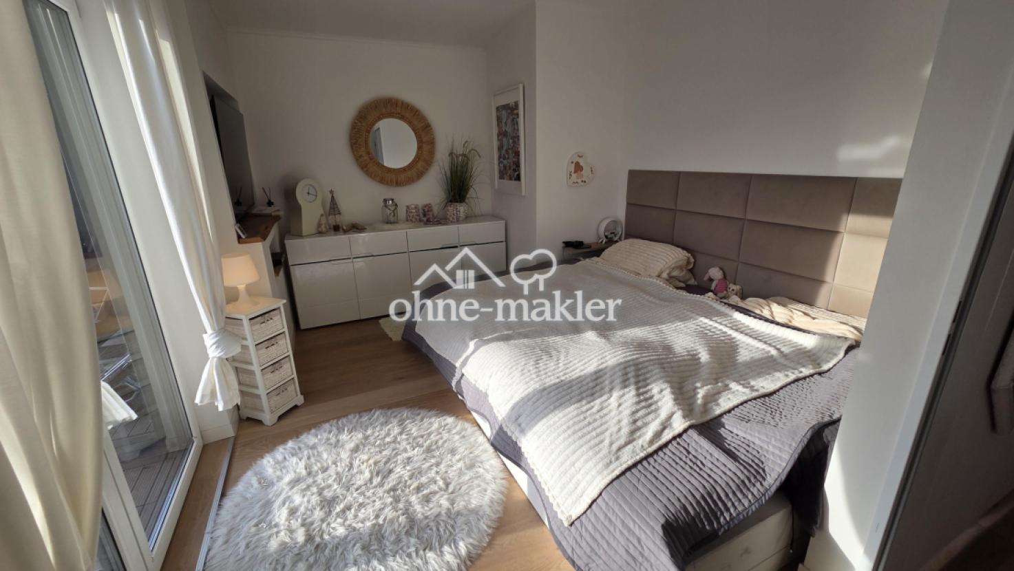 Schlafzimmer Eltern