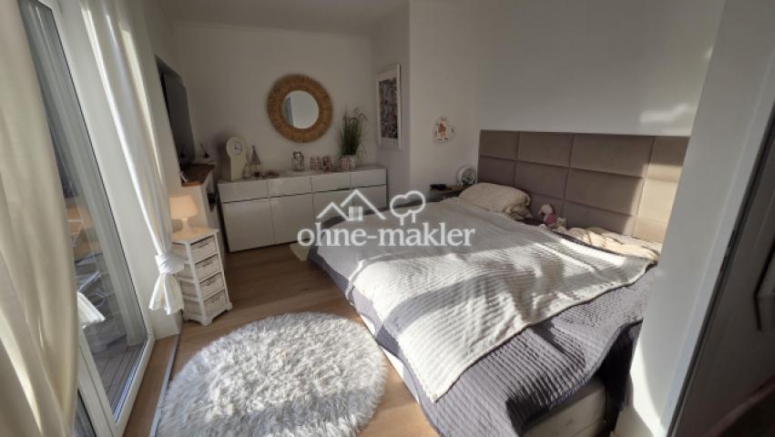 Schlafzimmer Eltern
